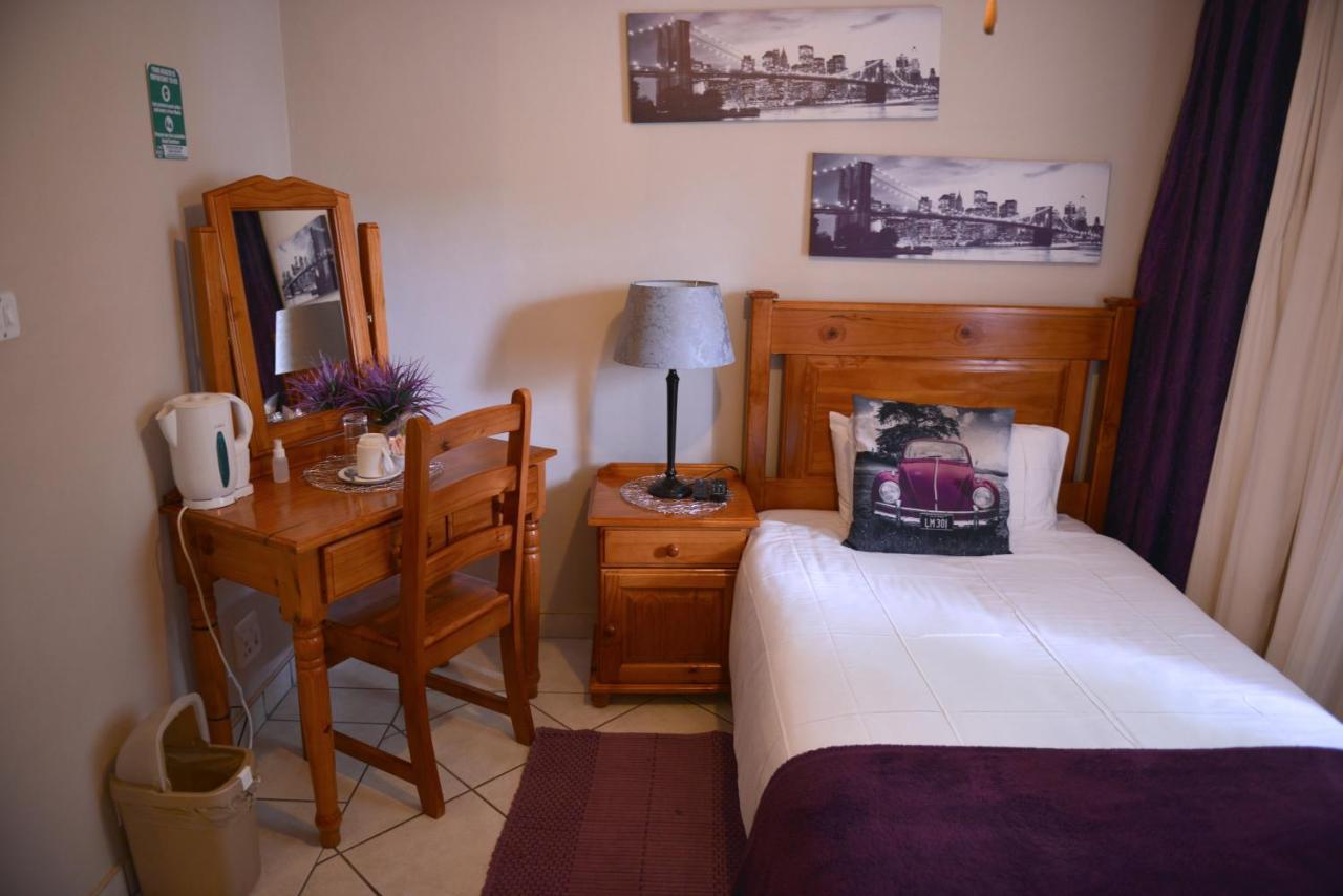 Rita'S Guesthouse Cc Фрайхайд Екстериор снимка