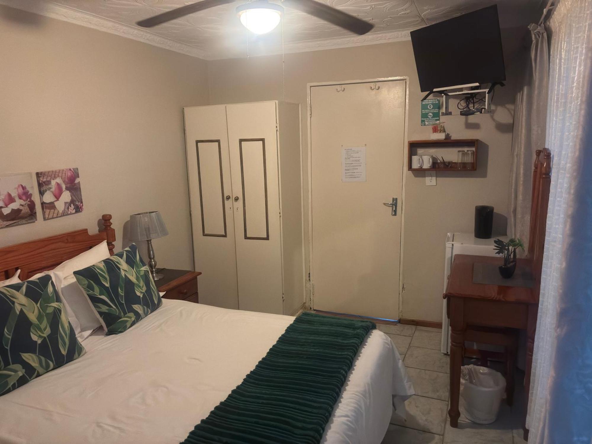 Rita'S Guesthouse Cc Фрайхайд Екстериор снимка