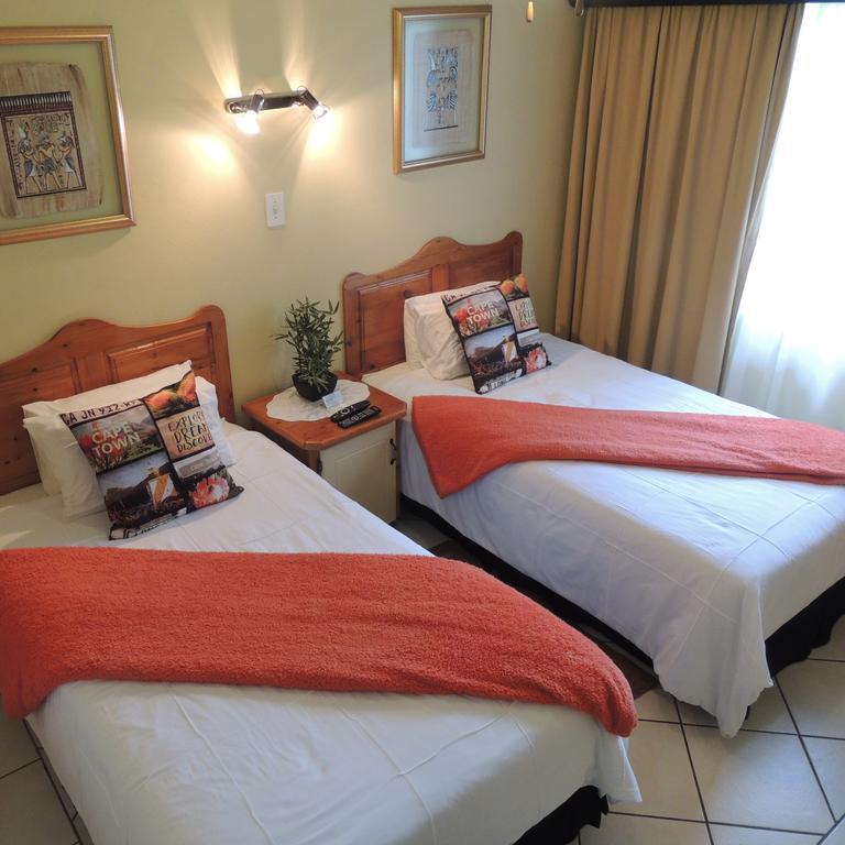 Rita'S Guesthouse Cc Фрайхайд Екстериор снимка